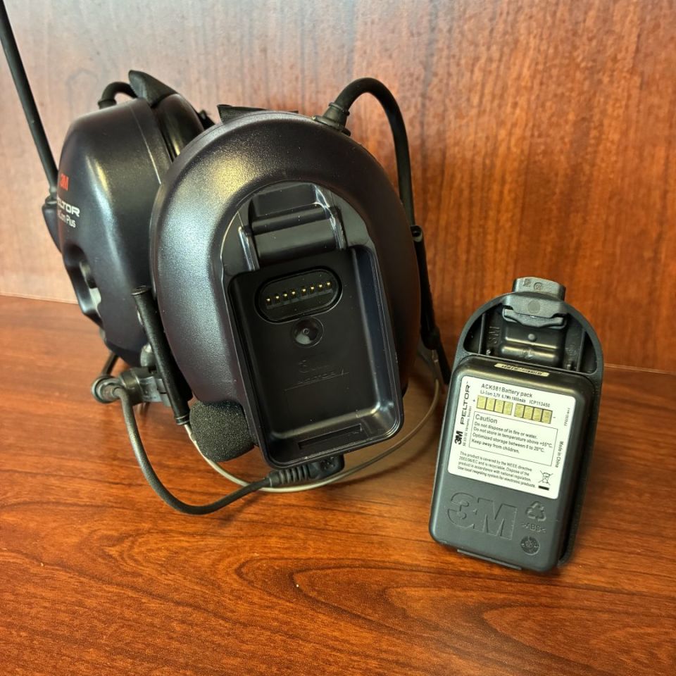 Image 2 - Peltor Range Ears 2-way radio