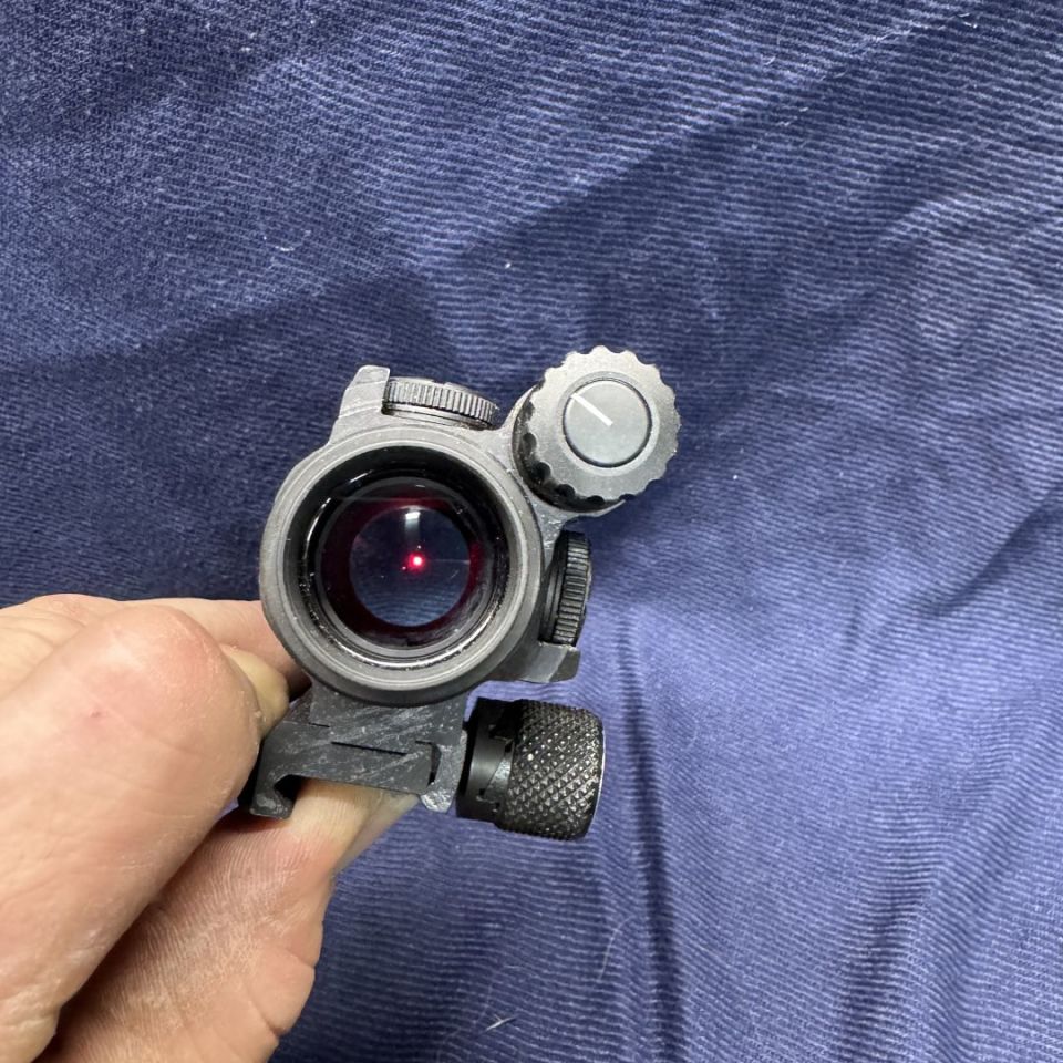 Image 3 - Aimpoint comp M4