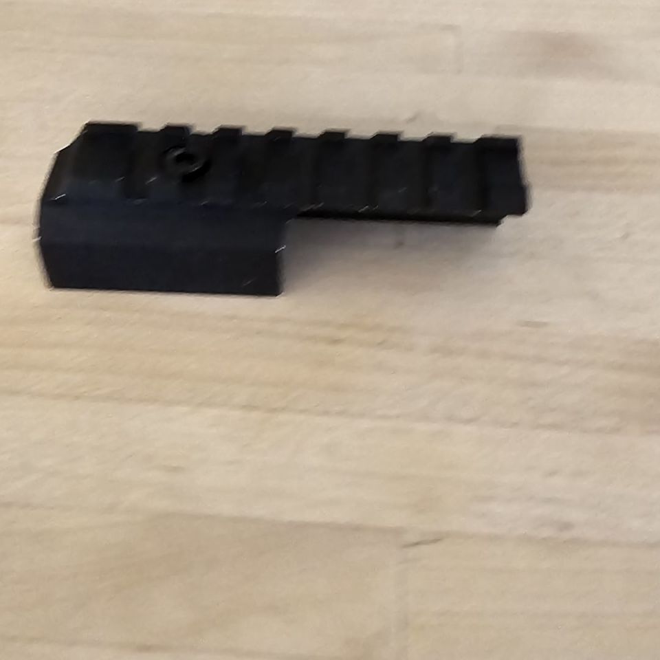 Image 2 - M1 carbine part dump