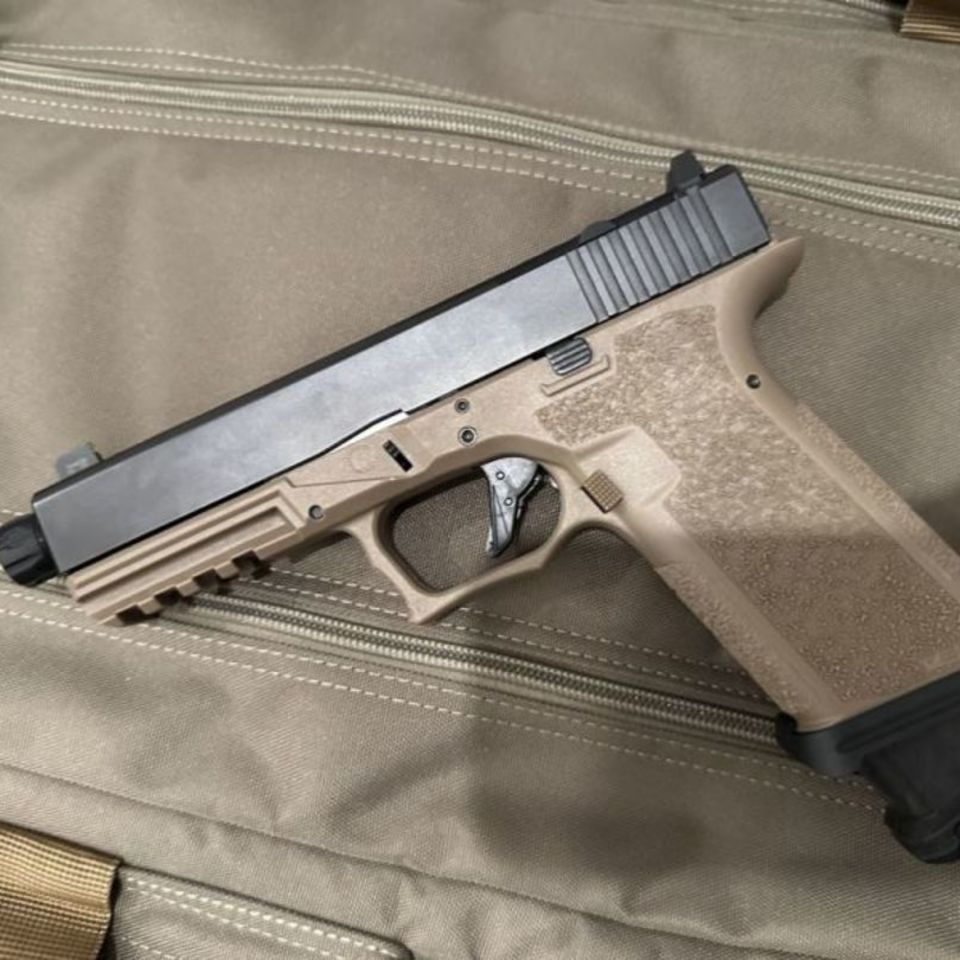Image 2 - Glock 17 P80
