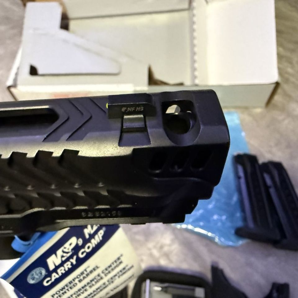 Image 3 - S&W M&P9 carry comp