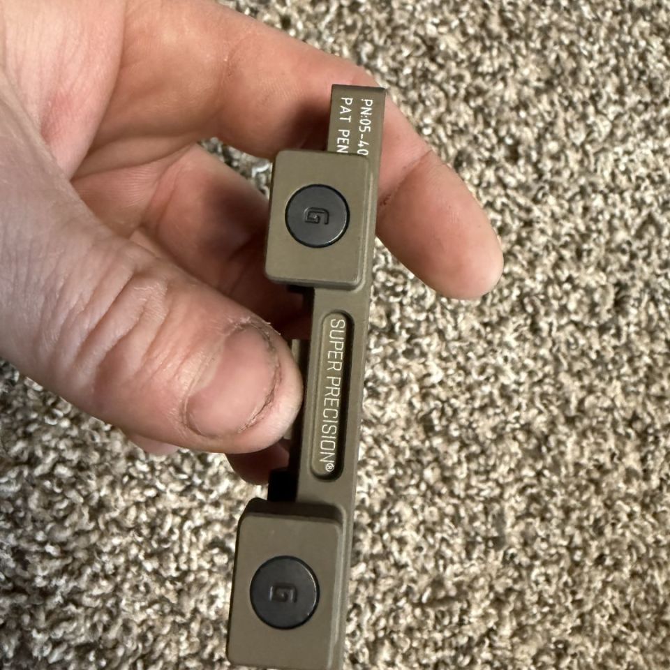 Image 1 - Geissele super duty acog mount