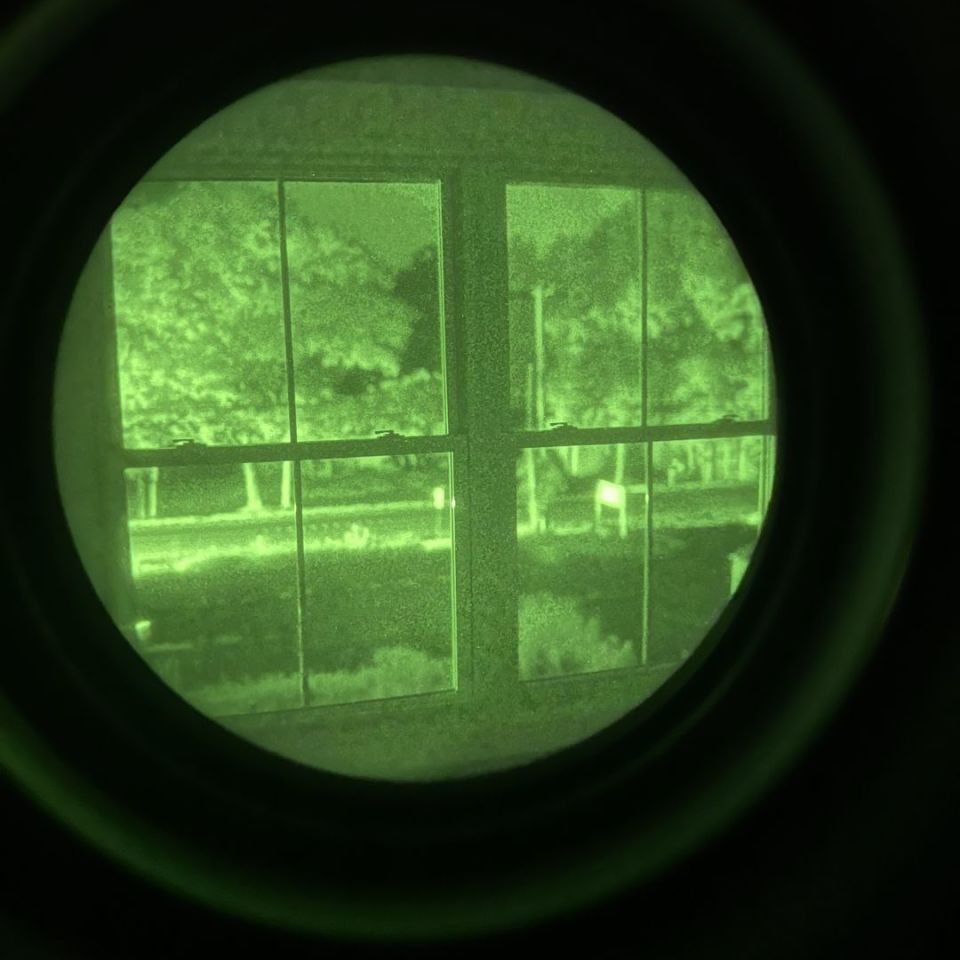 Image 1 - Pvs14s for sale 