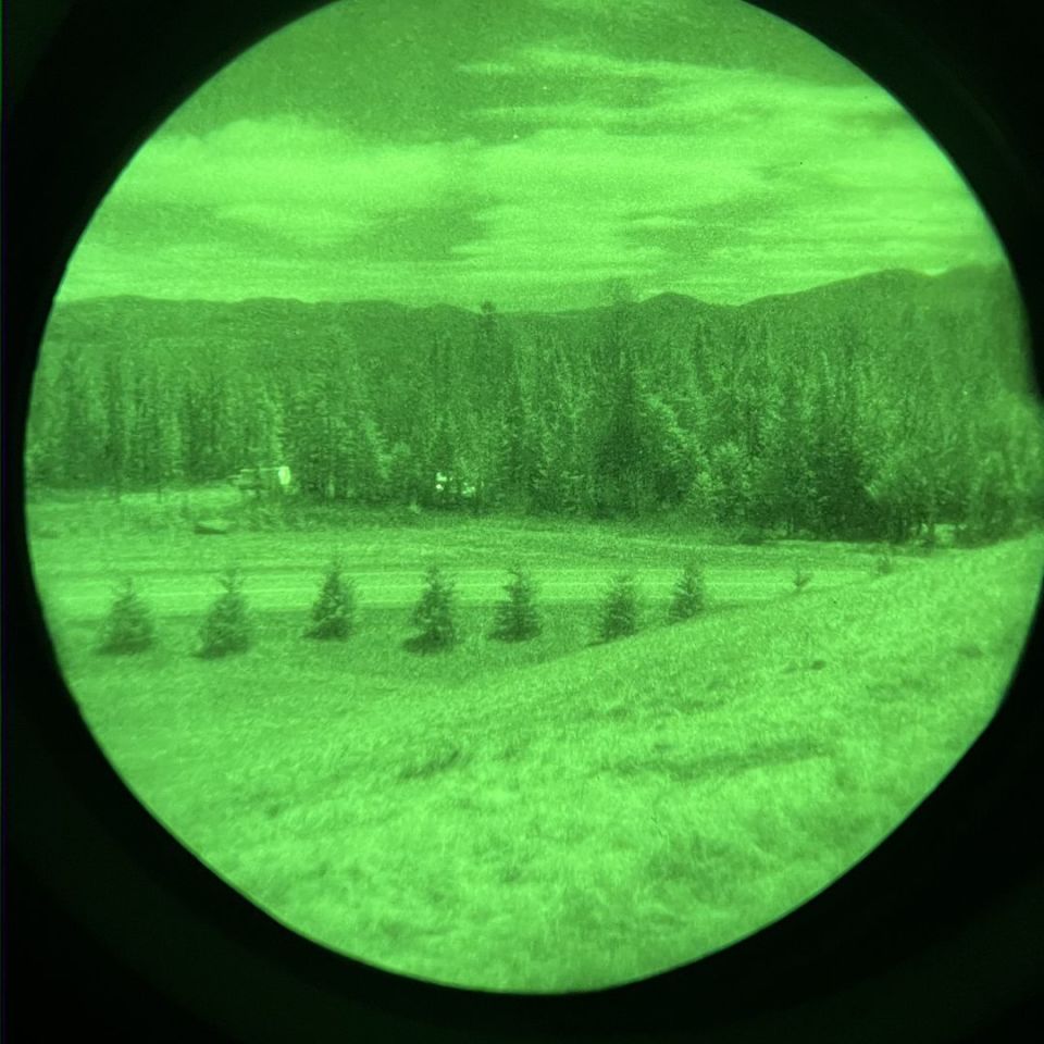 Image 2 - Night vision for sale. 