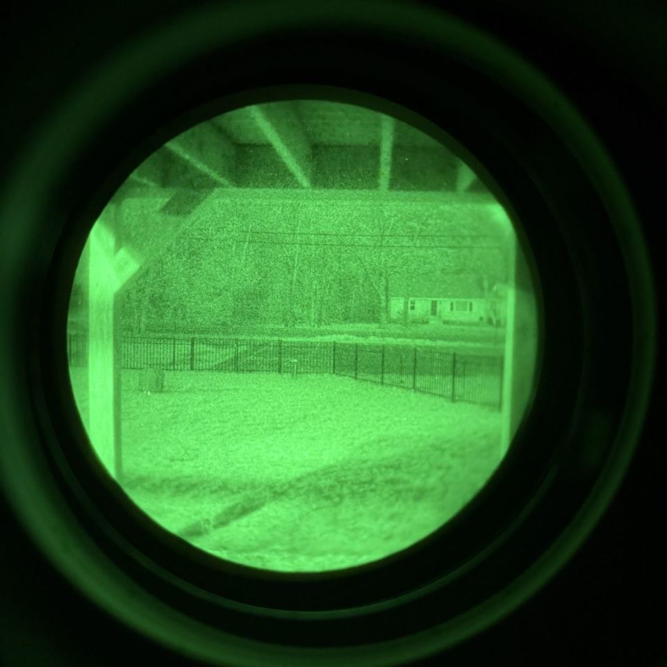 Image 2 - Omni 7 pvs14