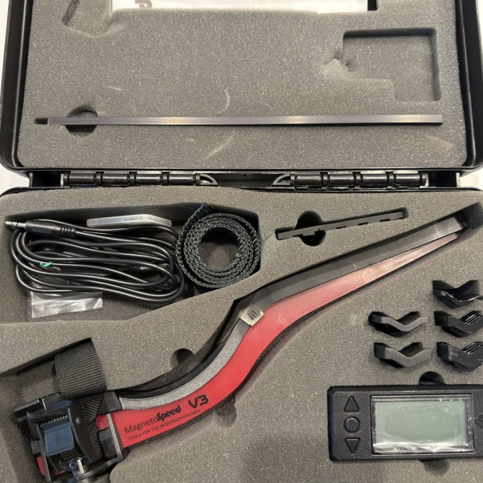 Image 2 - MagnetoSpeed V3 Chronograph 