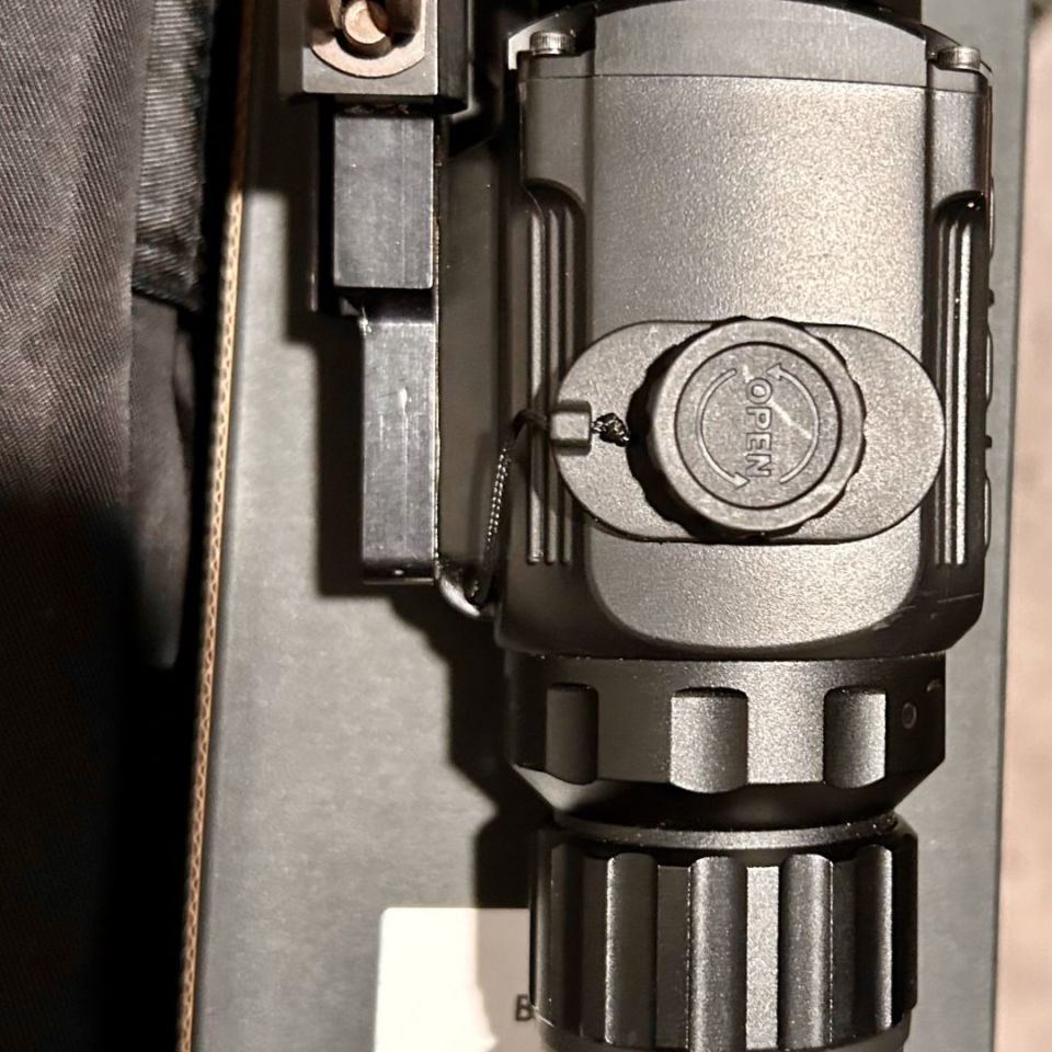 Image 2 - Hogster Thermal Scope