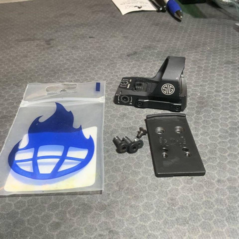 Image 2 - Sig Romeo 3XL & Atlas Plate 