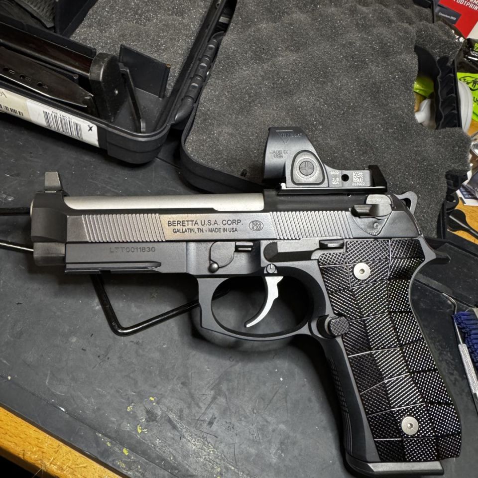 Image 2 - Langdon Beretta 92 with SRO