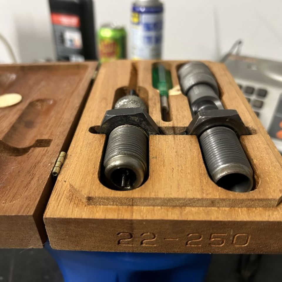 Image 3 - Reloading die sets