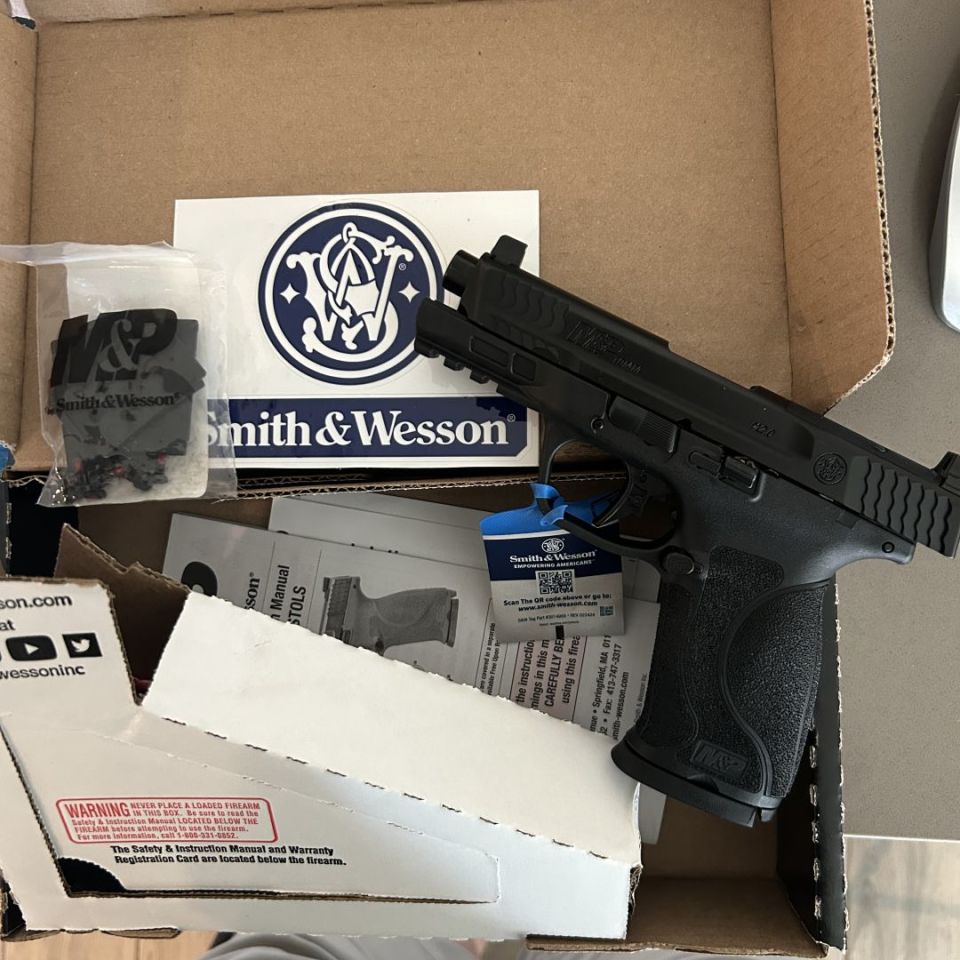 Image 1 - S&W m&p 2.0 10mm full size