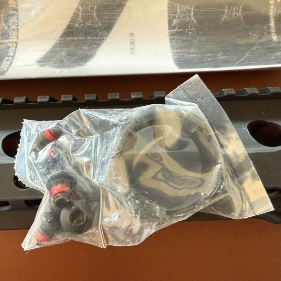 Image 3 - SR25 urx3.1 handrail 30259