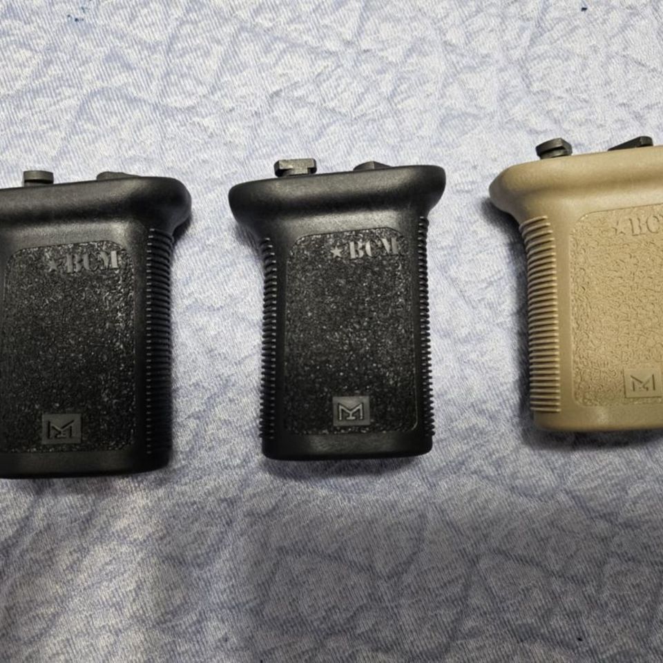 Image 5 - Magpul stock 