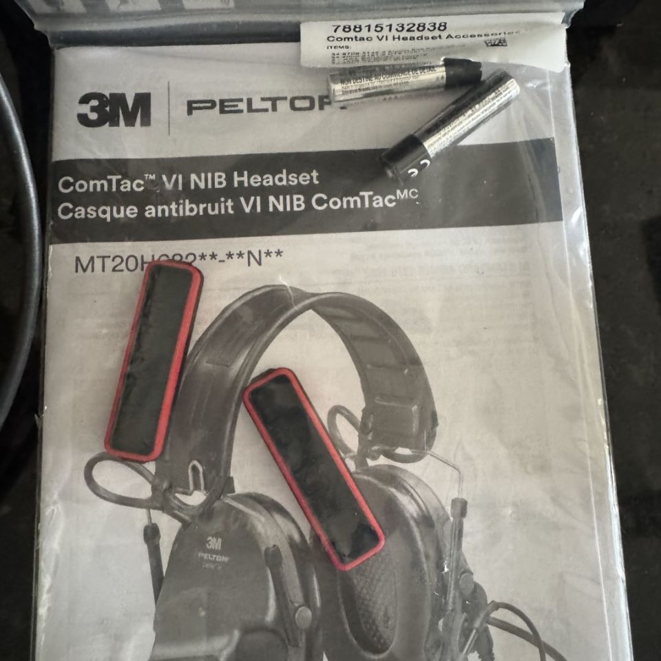 Image 4 - Peltor comtact VI Dual new