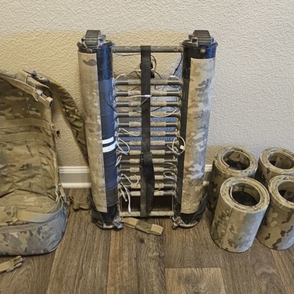 Image 3 - Rolatube Assault Ladder