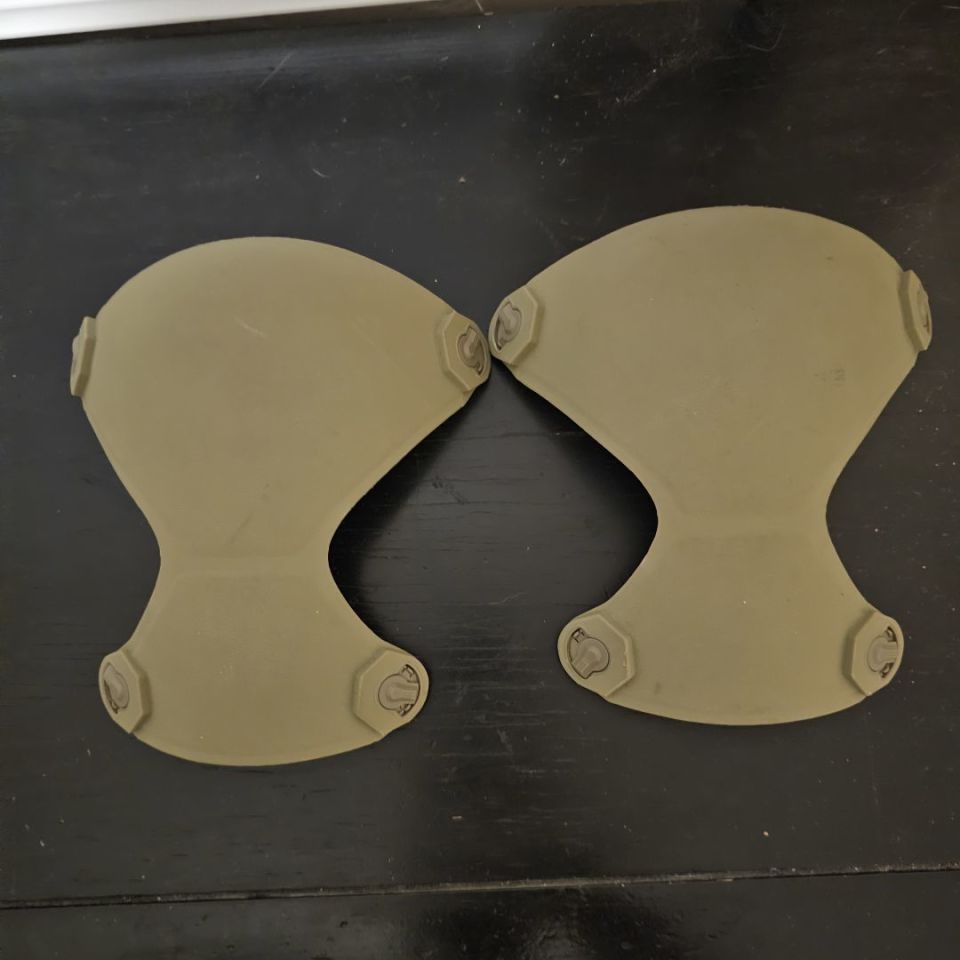 Image 2 - Patagonia knee pads 