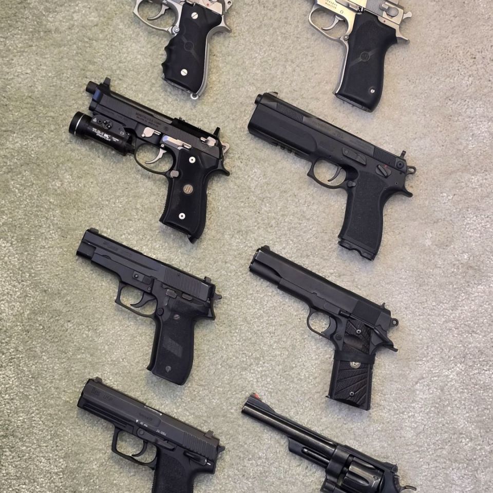 Image 1 - Colt Sig S&W 1006 BRNO Beretta