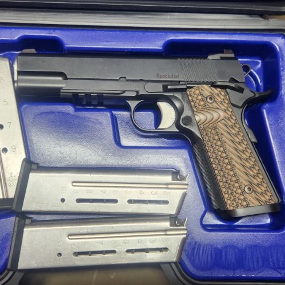 Image 1 - Dan Wesson specalist 9mm 1911