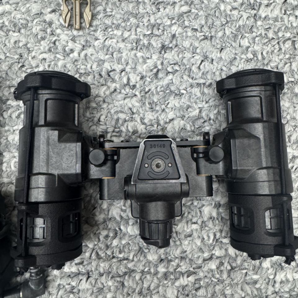 Image 4 - PVS-31’s WP night vision 