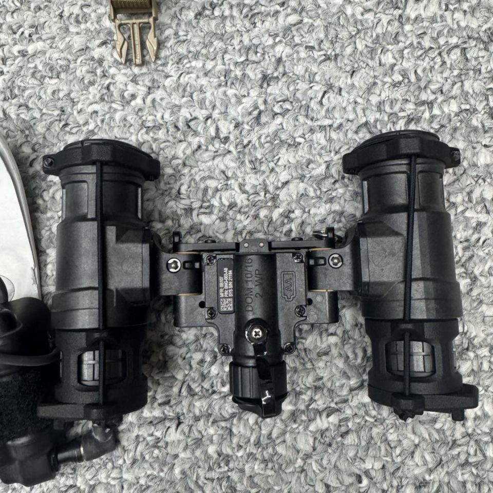 Image 2 - PVS-31’s WP night vision 