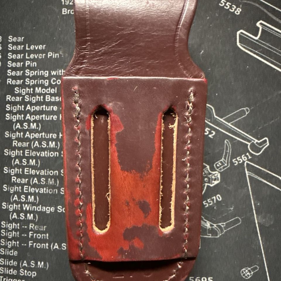 Image 4 - Buck Alpha Hunter Folder