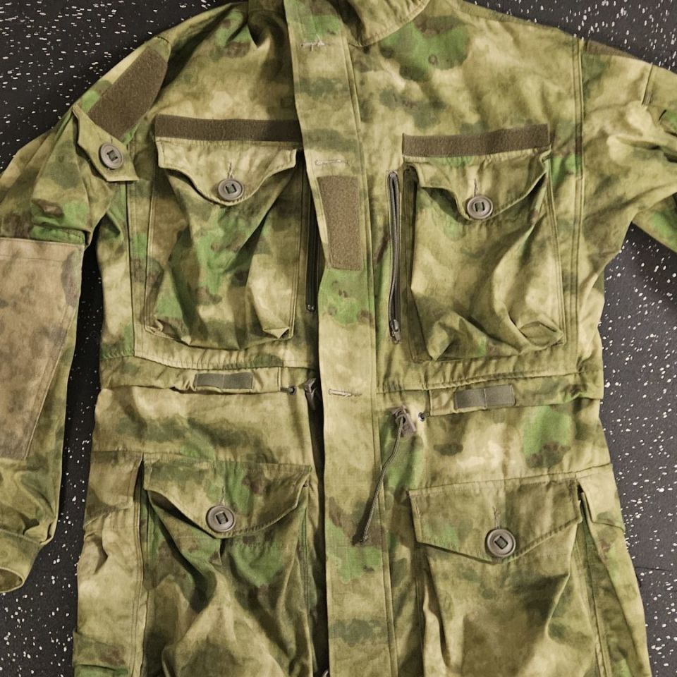 Image 2 - Camo smocks