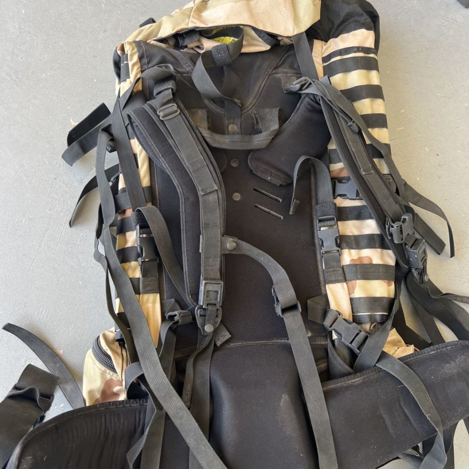 Image 5 - Gregory UM21 DCU desert ruck