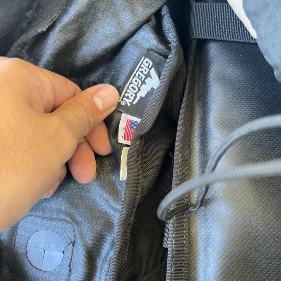 Image 4 - Gregory UM21 DCU desert ruck