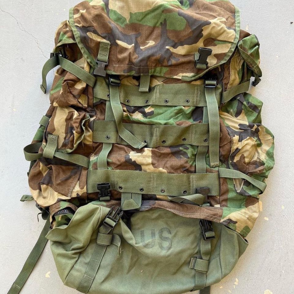 Image 1 - USGI CFP 90 Woodland BDU ruck