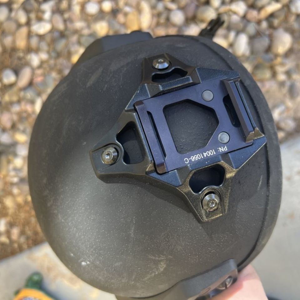 Image 3 - Ceradyne 3M helmet highcut 