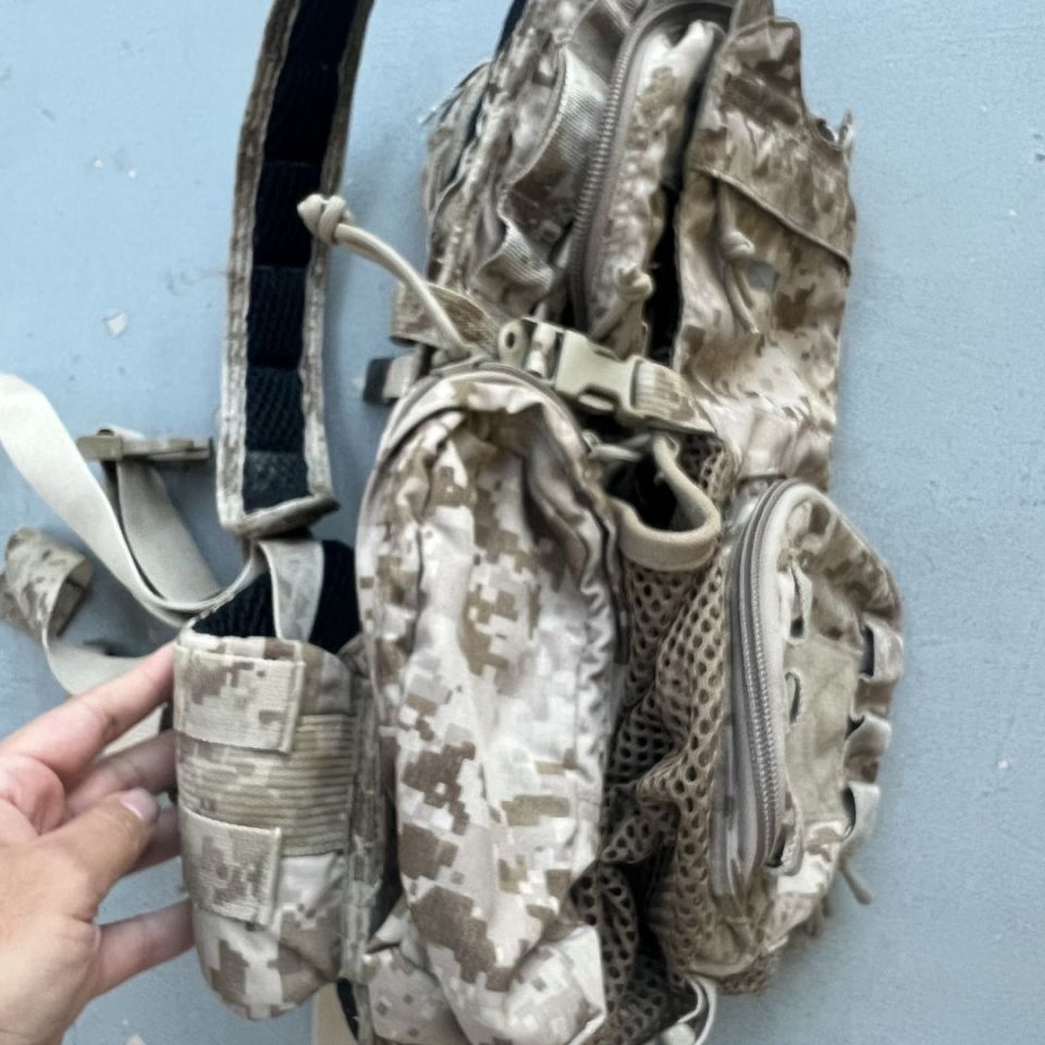 Image 3 - Eagle AOR1 beavertail pack