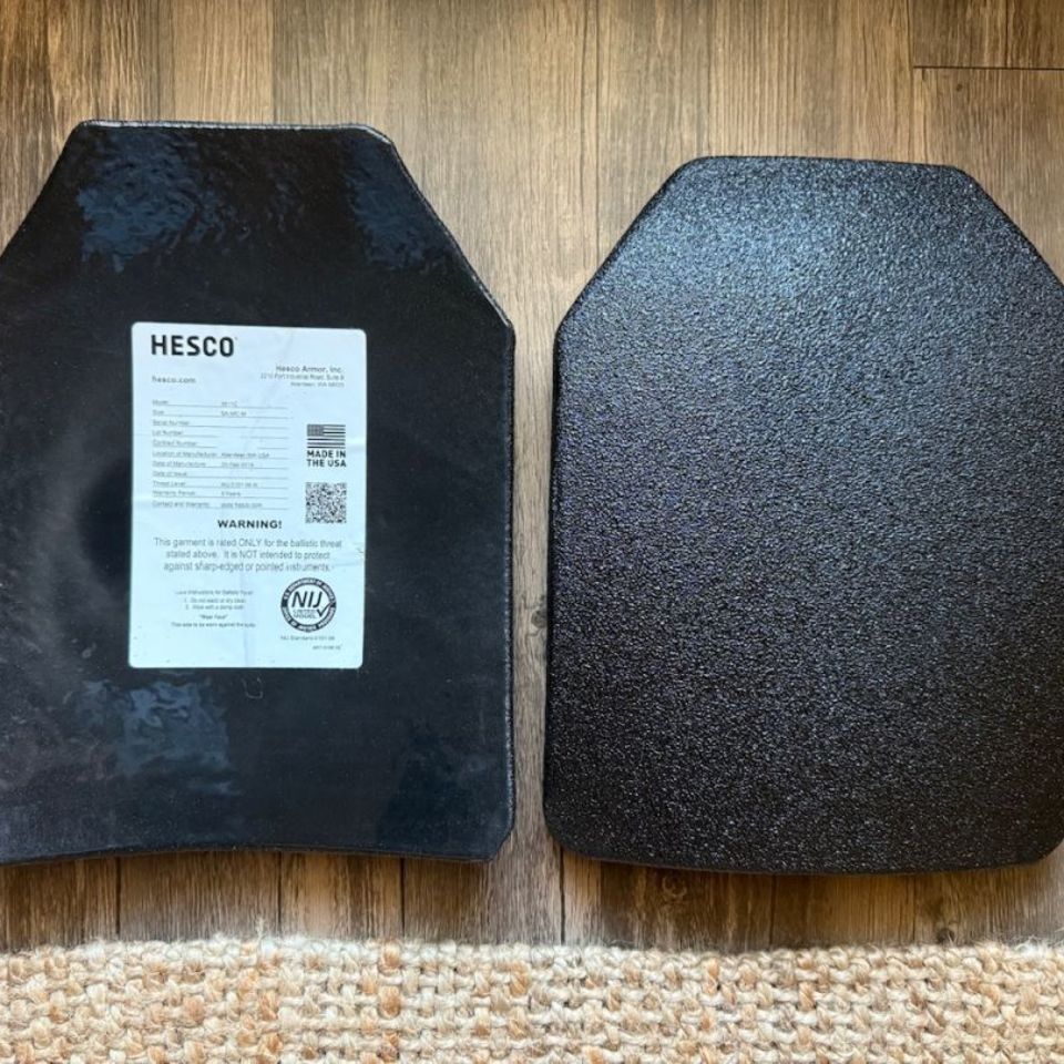 Image 1 - Hesco 3611C MEDIUM sapi plates NO TRADES