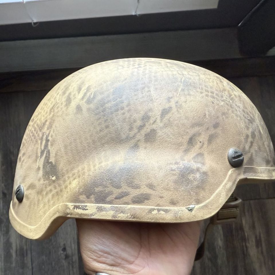 Image 2 - MSA TC-3002 Mid Cut helmet - L