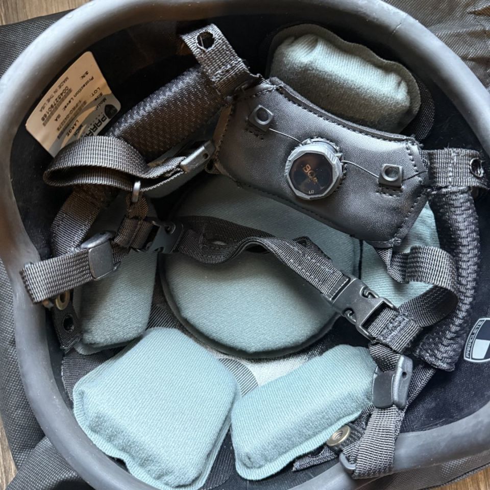 Image 2 - NEW Paraclete MICH helmet