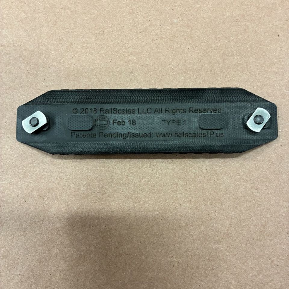 Image 3 - RailScales G10 XOS M-LOK Grip 