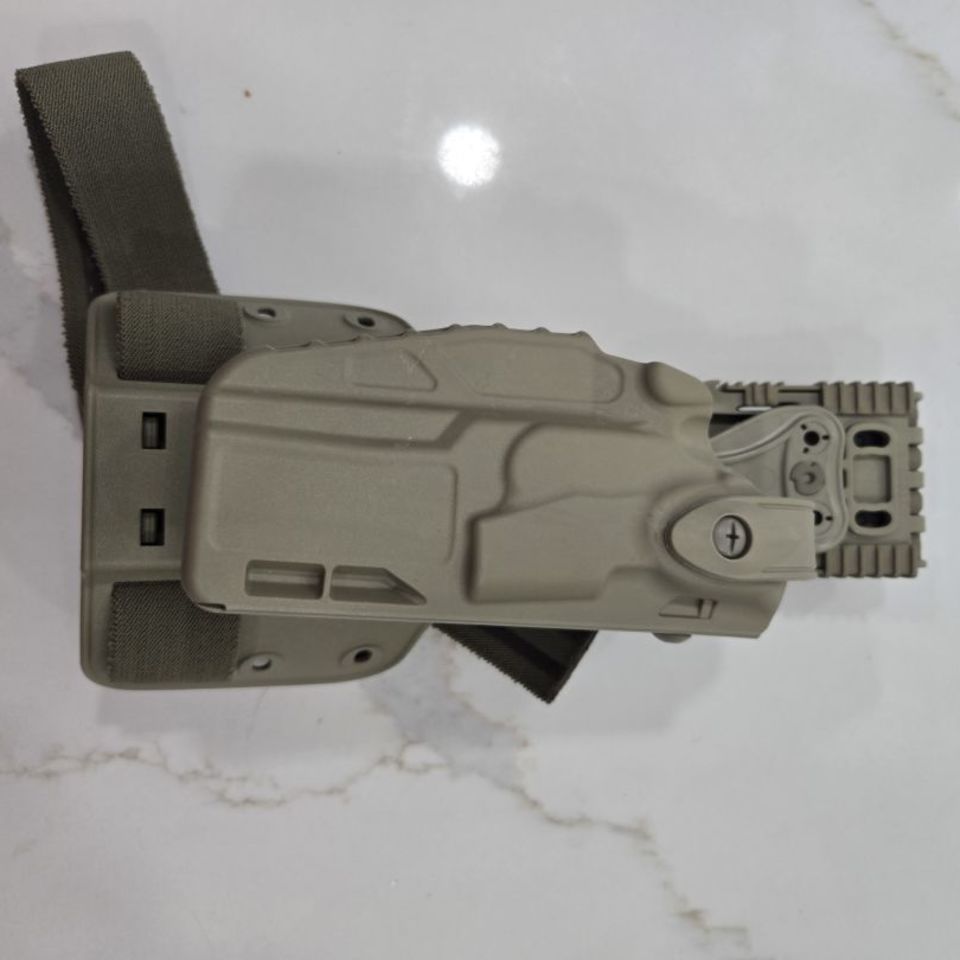 Image 2 - USGI Sig M17/P320/250 Holster