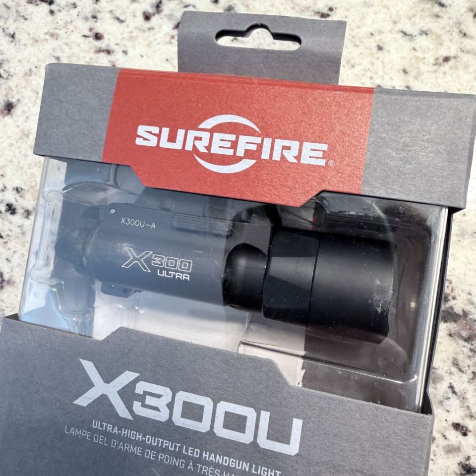 Image 2 - BNIB Surefire X300U