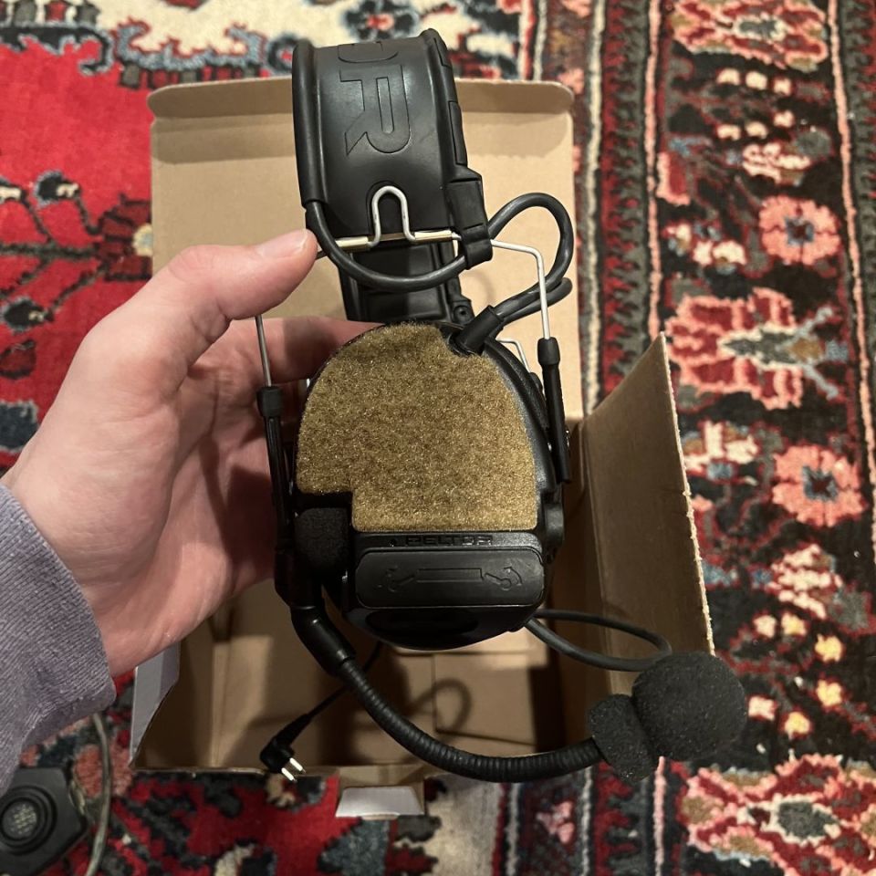 Image 1 - Peltor ComTac V single lead