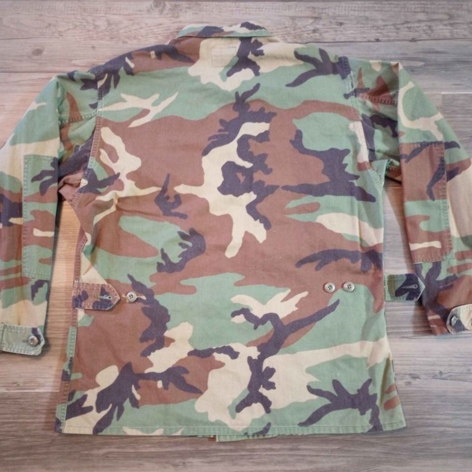 Image 2 - Medium US M81 Woodland BDU Top