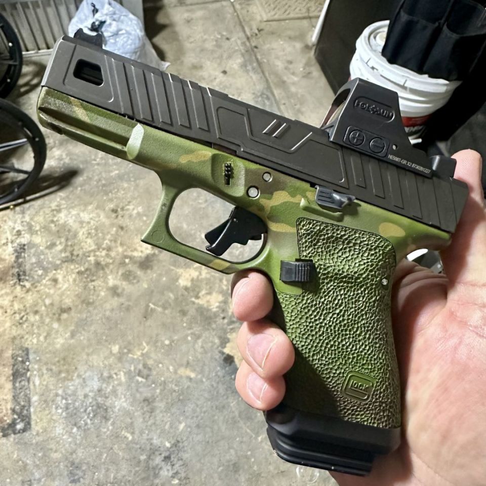 Image 3 - Glock G19 Gen 4 Modded