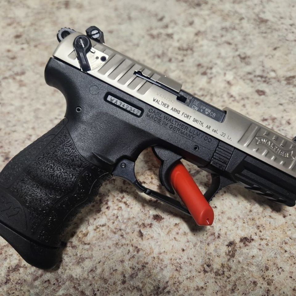 Image 2 - Walther P22