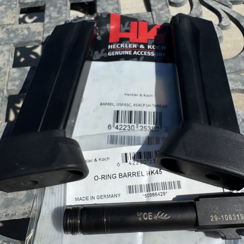 Image 3 - usp45c thread barrel and mags