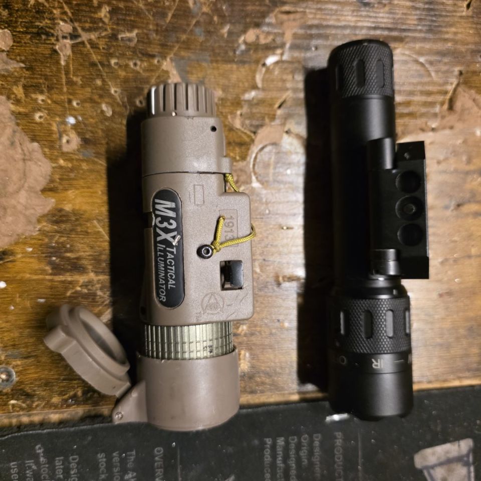 Image 1 - Clone light clones