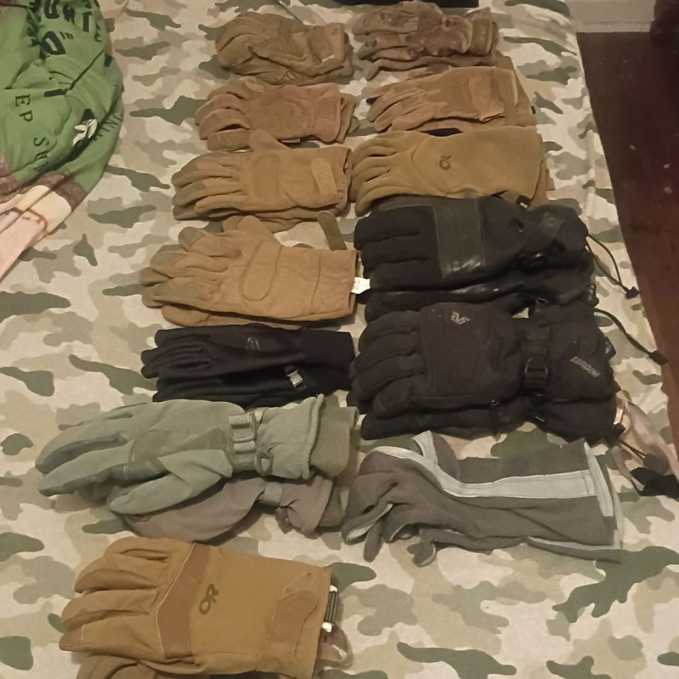 Image 2 - 16 pairs Cold weather/gloves