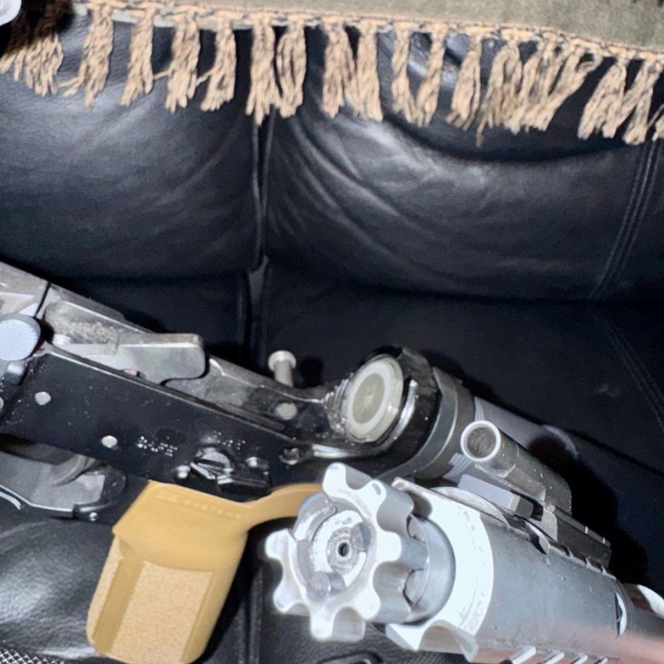 Image 2 - Knight’s Armament SR-15