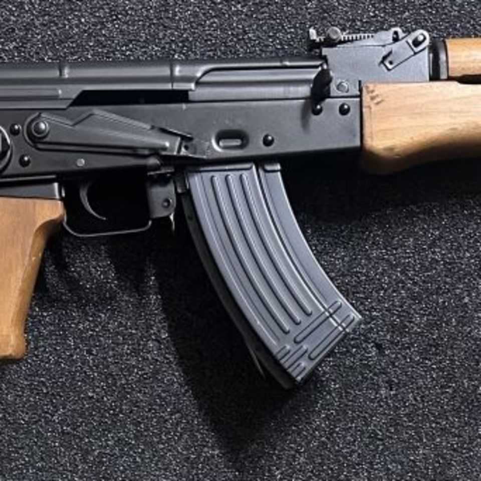 Image 2 - Blackburn AK63D