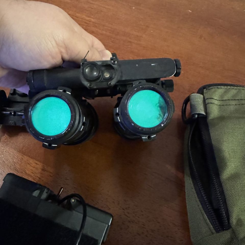 Image 2 - Elbit PVS-23 Kit