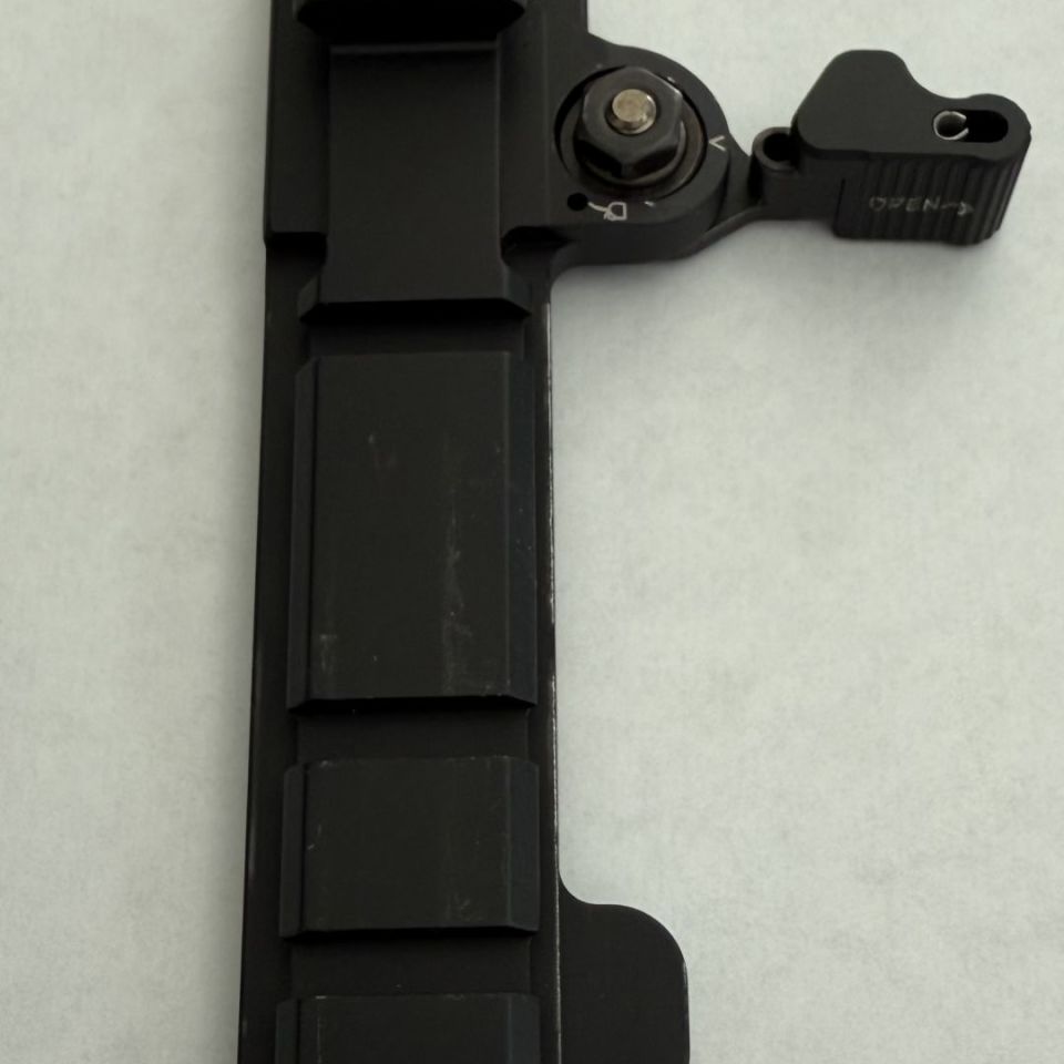 Image 3 - LaRue LT110 EOTECH Mount w/QD