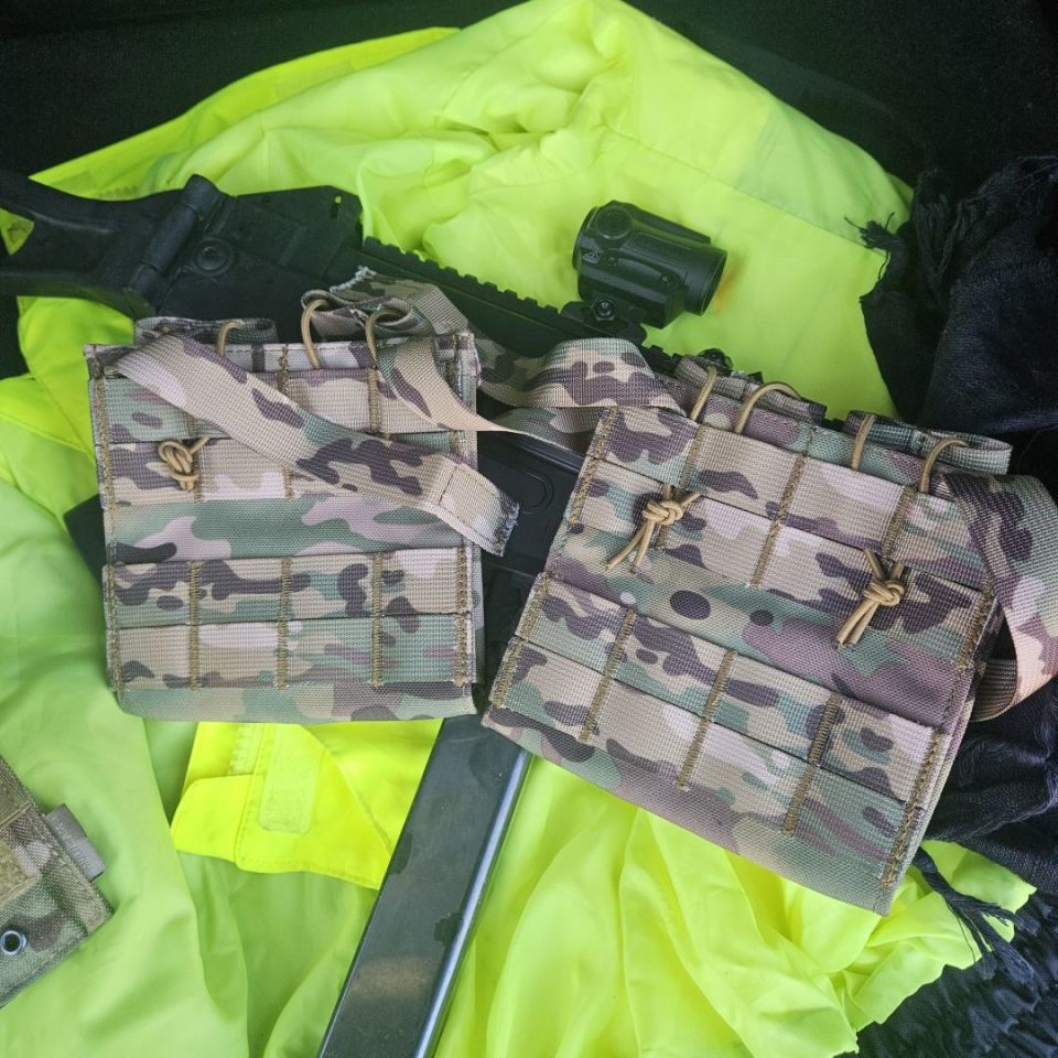 Image 2 - Multicam rifle/pistol pouches