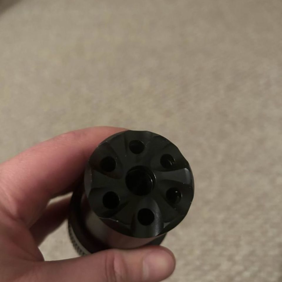 Image 3 - Clone Delta-Tek Flash hider